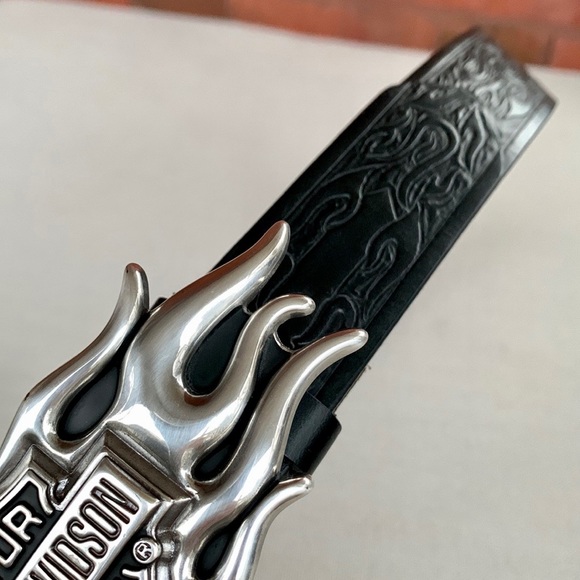 HARLEY-DAVIDSON Flame Tooled Black Leather Belt & Belt Buckle Size 36 - Picture 7 of 16